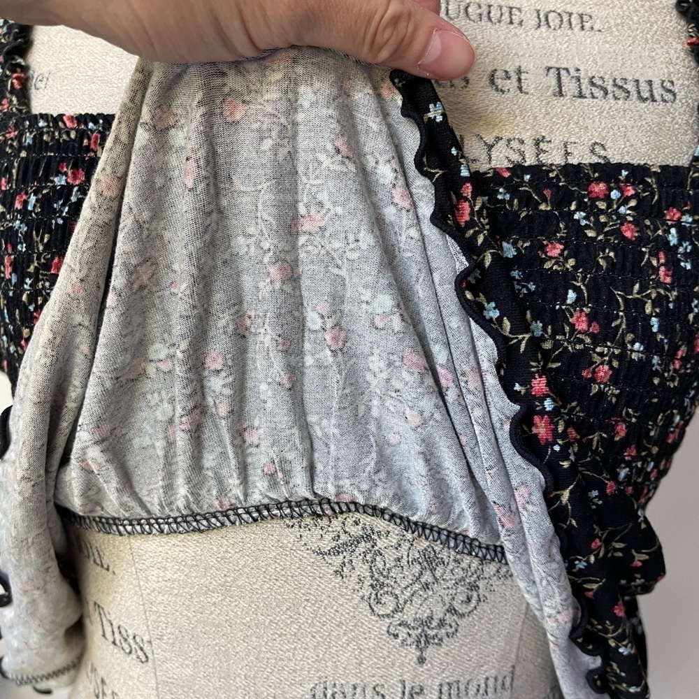 Multi coloured floral top - Picture 5 of 7